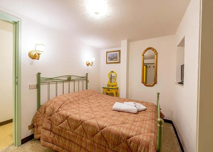 Casa Savonarola Charme Alloggio in famiglia *